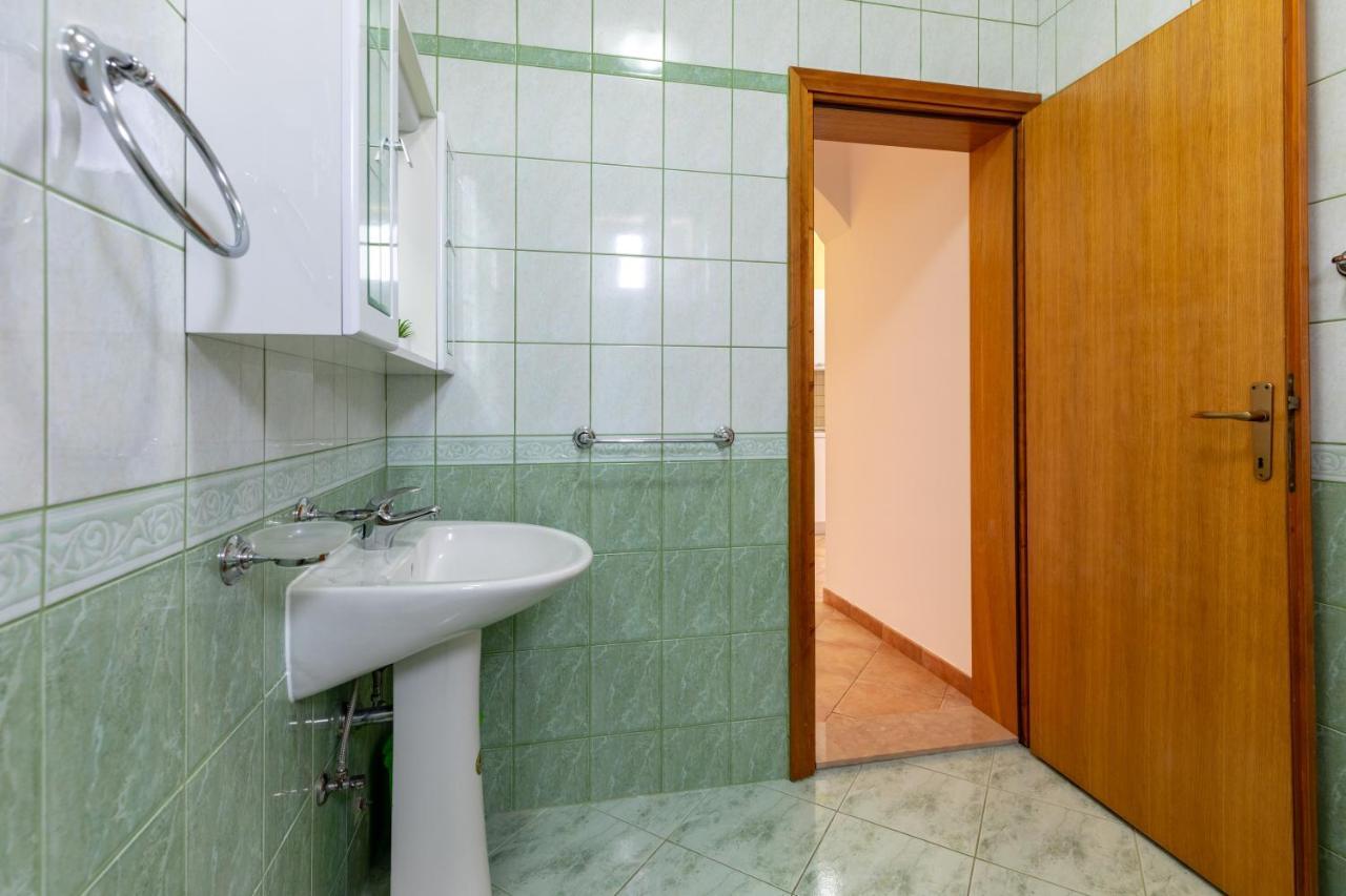 Apartments Villa Maja Рогозница Экстерьер фото